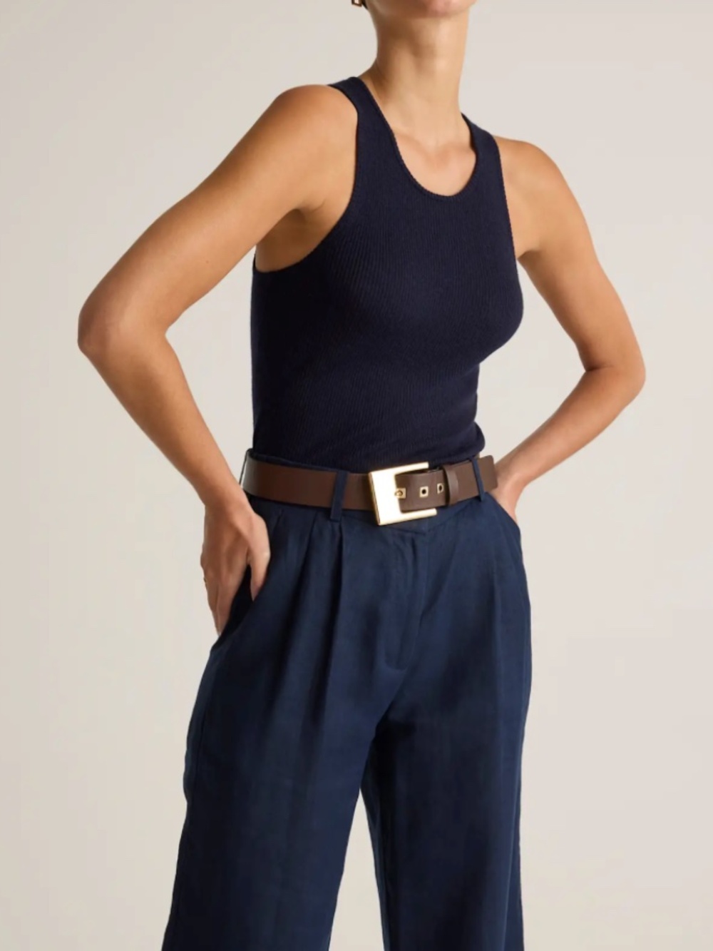 Quince 100% European Linen Pleated Trouser - Picture 3 of 3